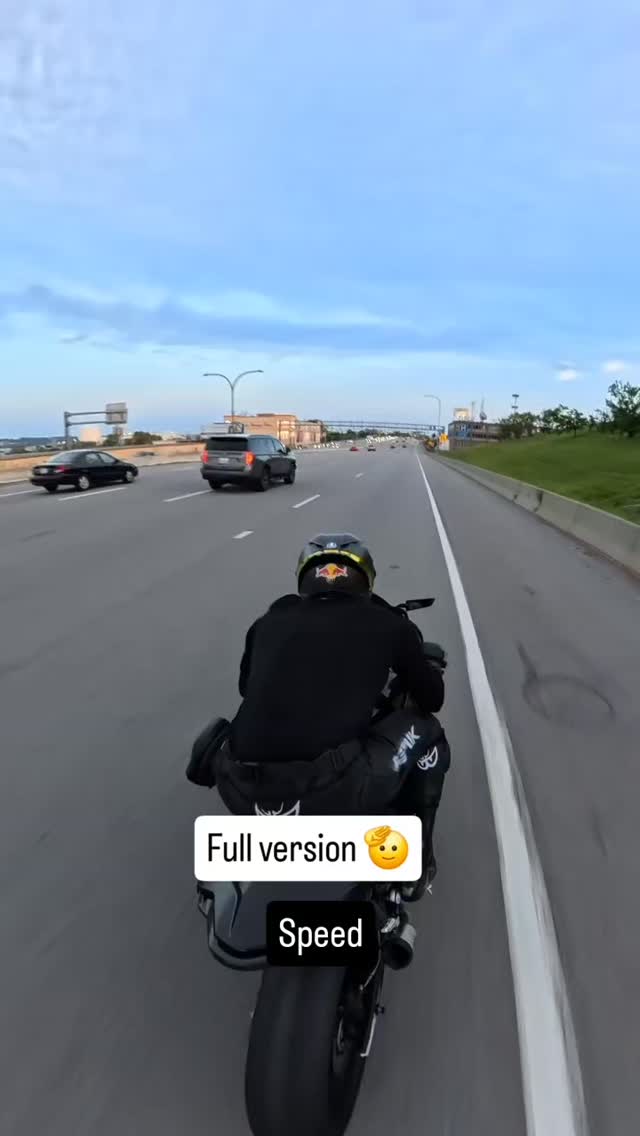 Speed #speed #motorcycle #autotransport #motorcycletransport 

Share-follow-Like

@deanbryanonline @wealthfinancialservice @missionautotransportinc