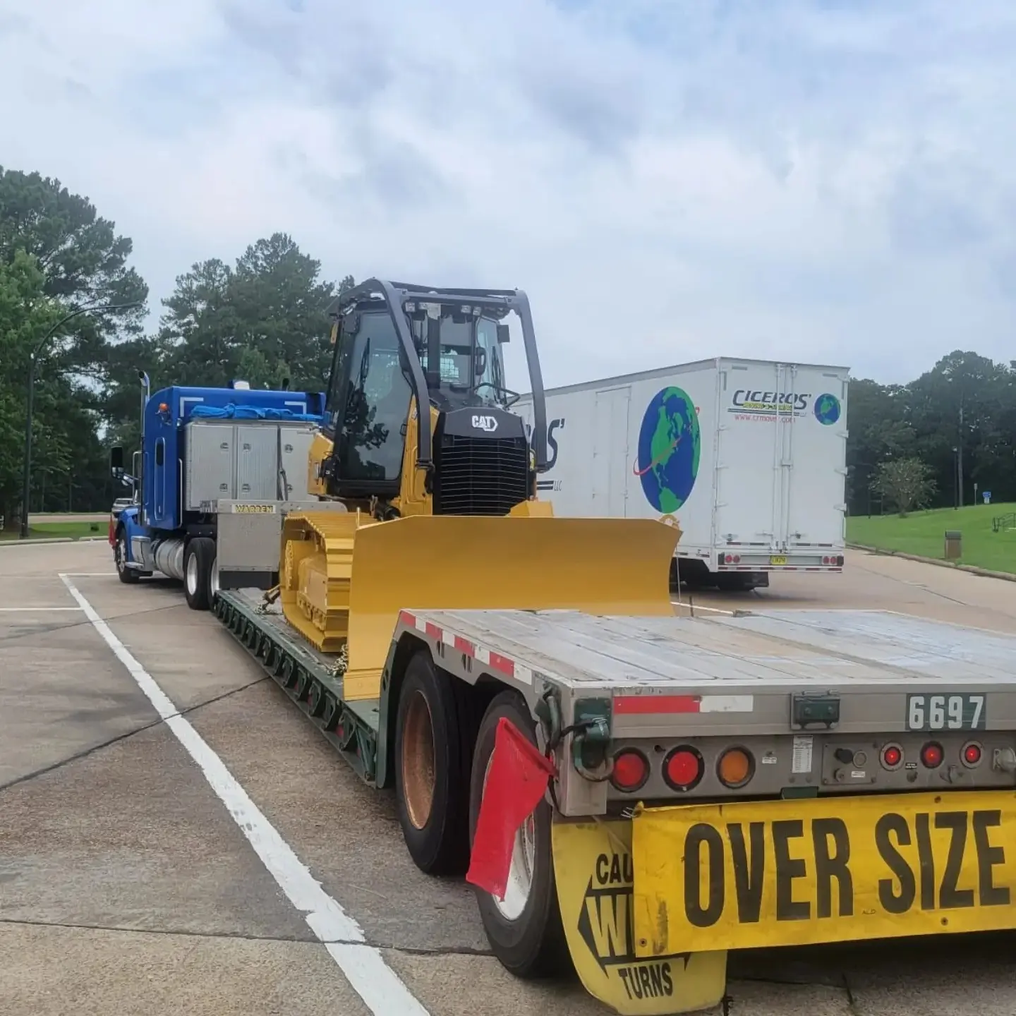 lowboy tractor1